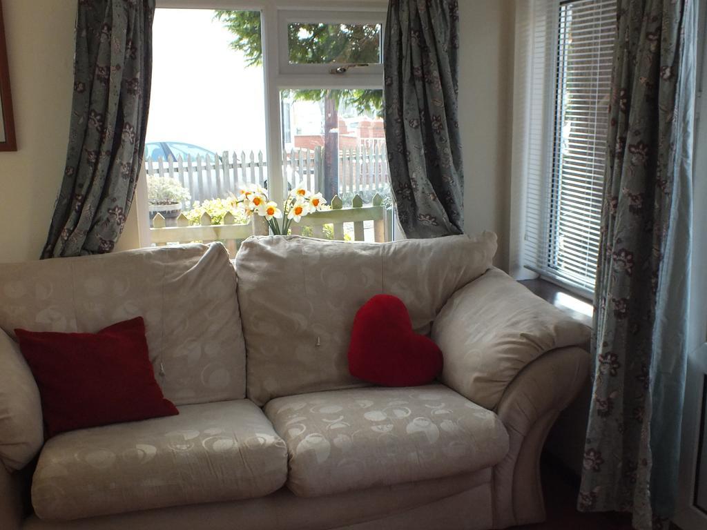 Bonna'S Bed And Breakfast Builth Wells Exterior photo